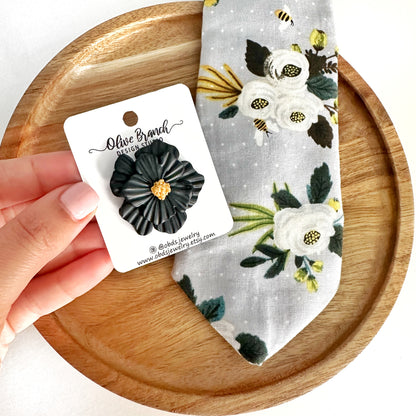 Floral Lapel Pin & Tie Clip Set (Tie not included)